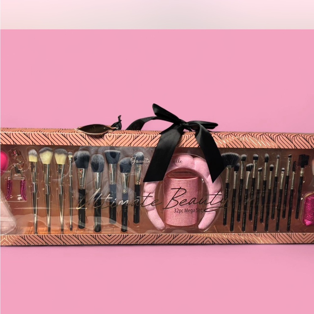 Ultimate beauty 32 piece Makeup Brush Set